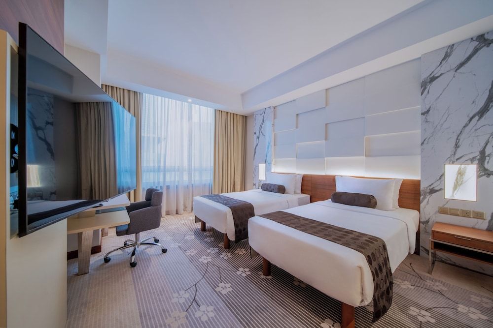 undefined St. Giles Boulevard Hotel