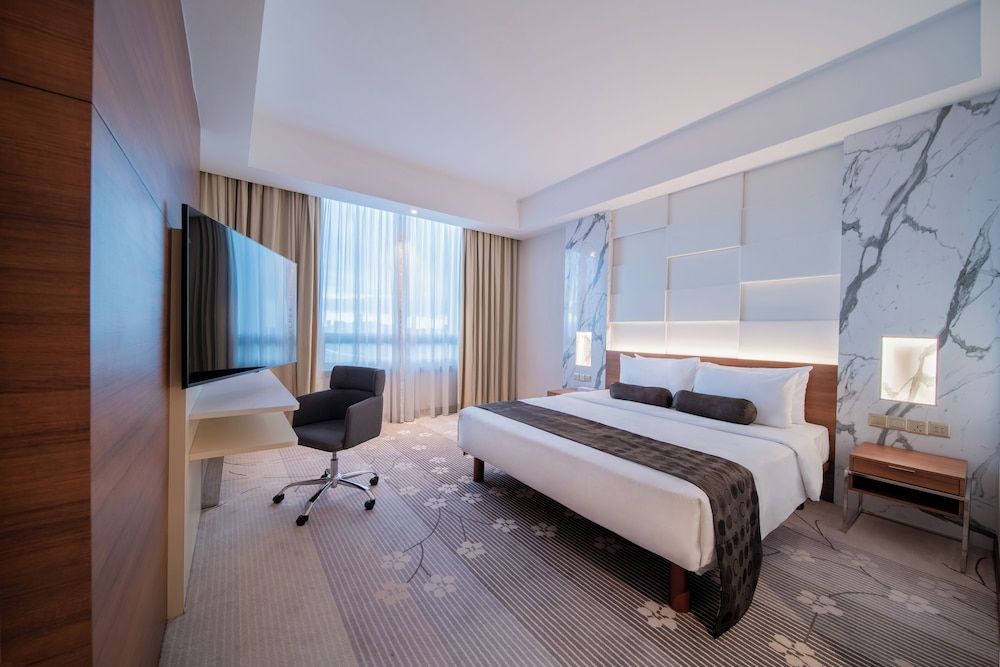 undefined St. Giles Boulevard Hotel 2