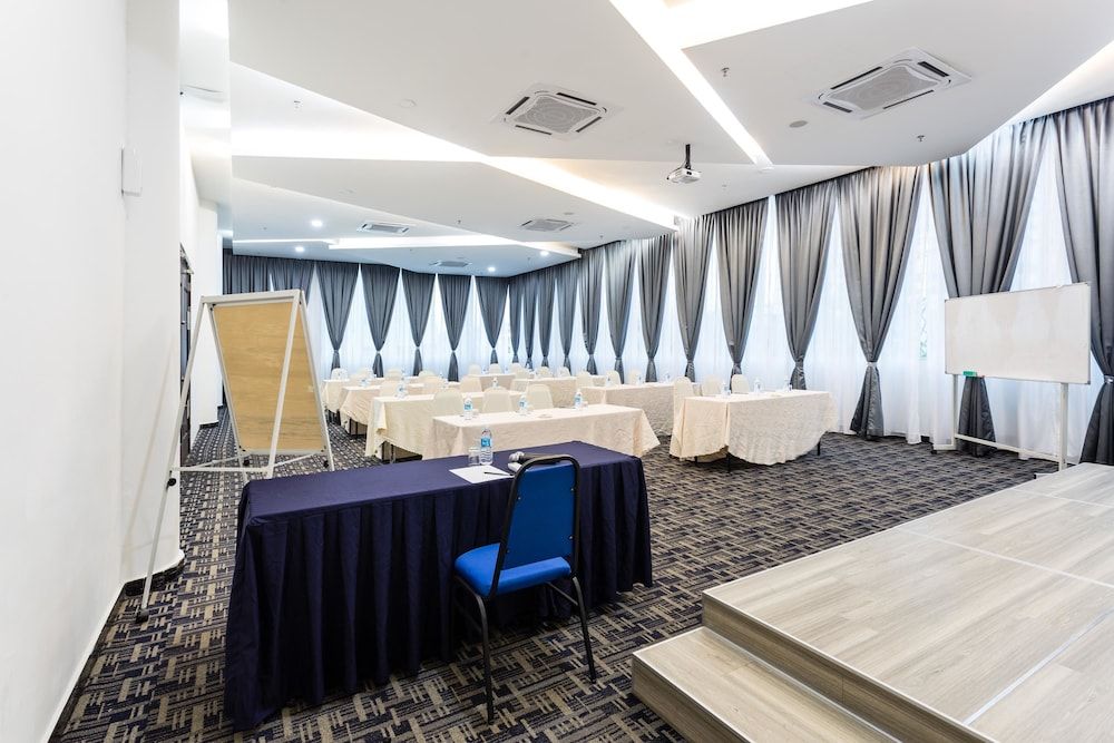 undefined E-Red Hotel Melaka 9