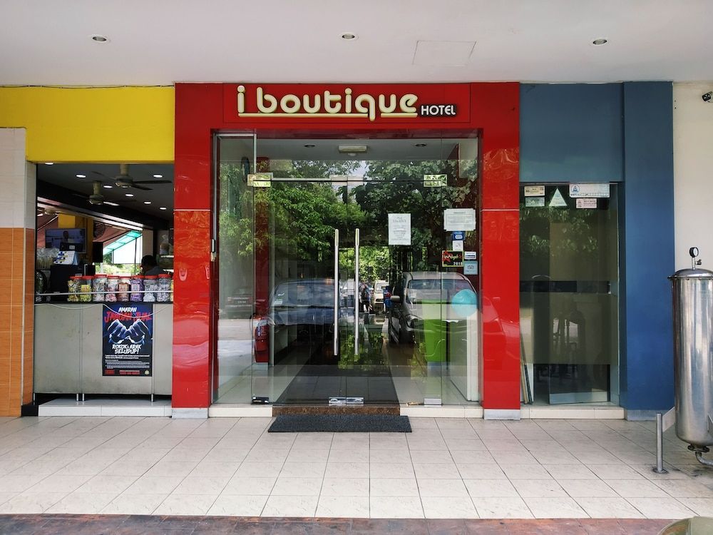 undefined Super OYO 331 I Boutique Hotel 7