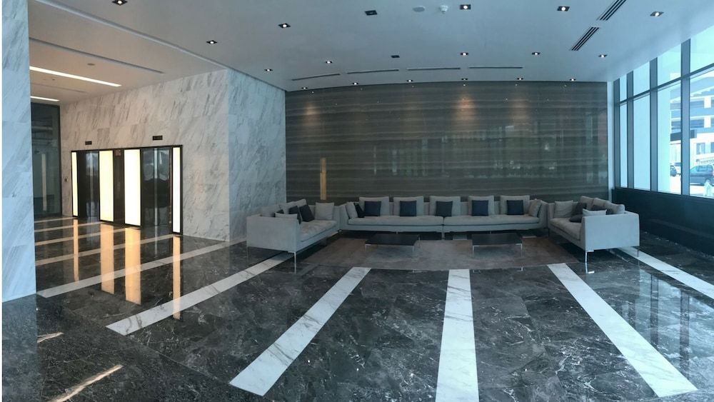 undefined Vogue Suites One by Joe 10