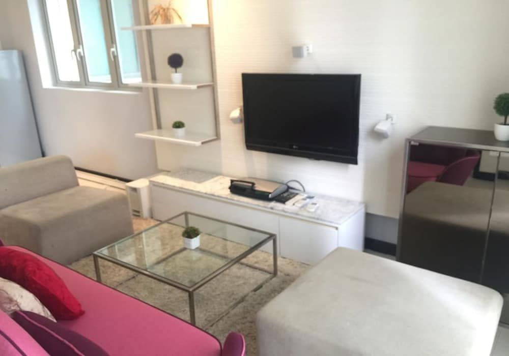 undefined Marc Residence A26-10 by SYNC 8