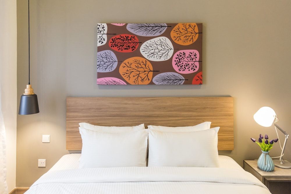 Southview Suites by Subhome One Bedroom Suite 4