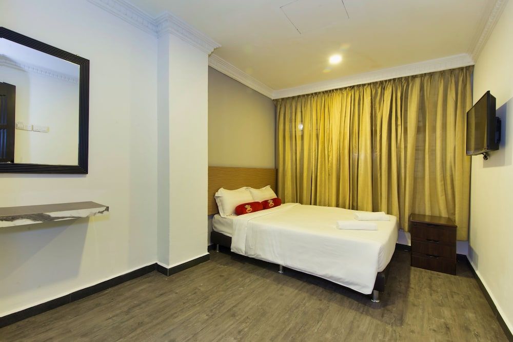 undefined Simms Garden Hotel 5