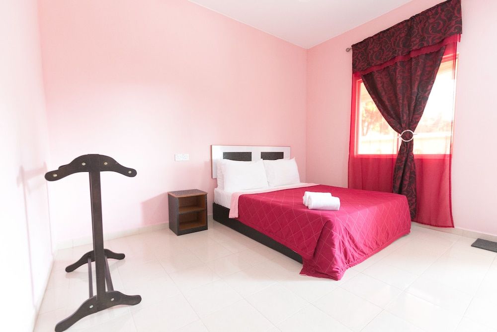 undefined Sri Melor Inn 10