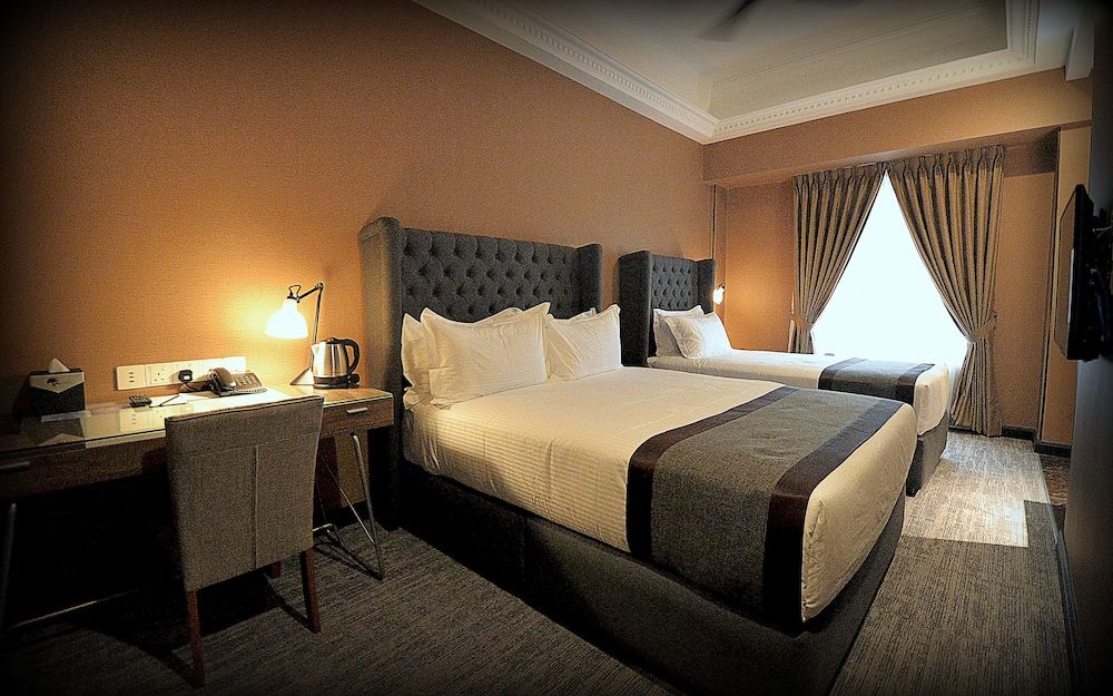 undefined 1969 Business Suites 2