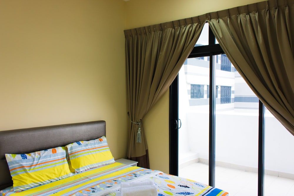 Apartment, 1 Bedroom, Kitchen, Pool View
