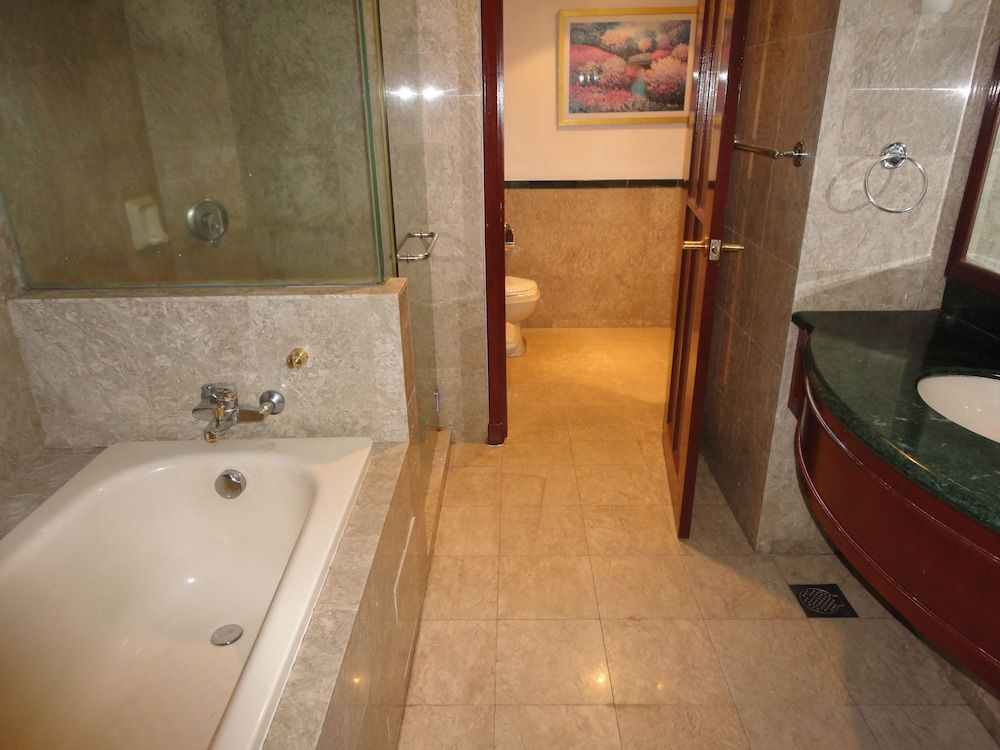 Times Square Service Suites Premier Studio Suite 5
