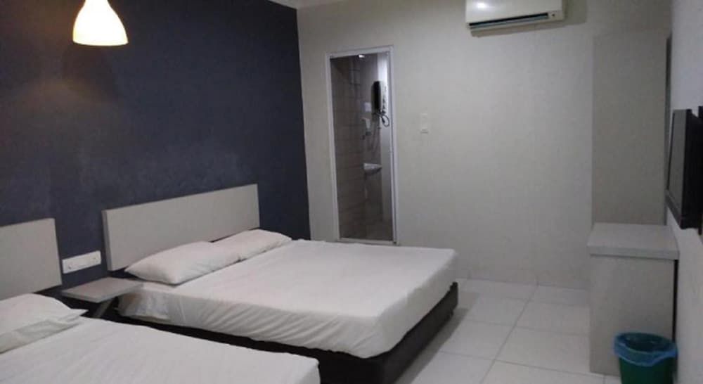 undefined My Homie Hotel PJ 3