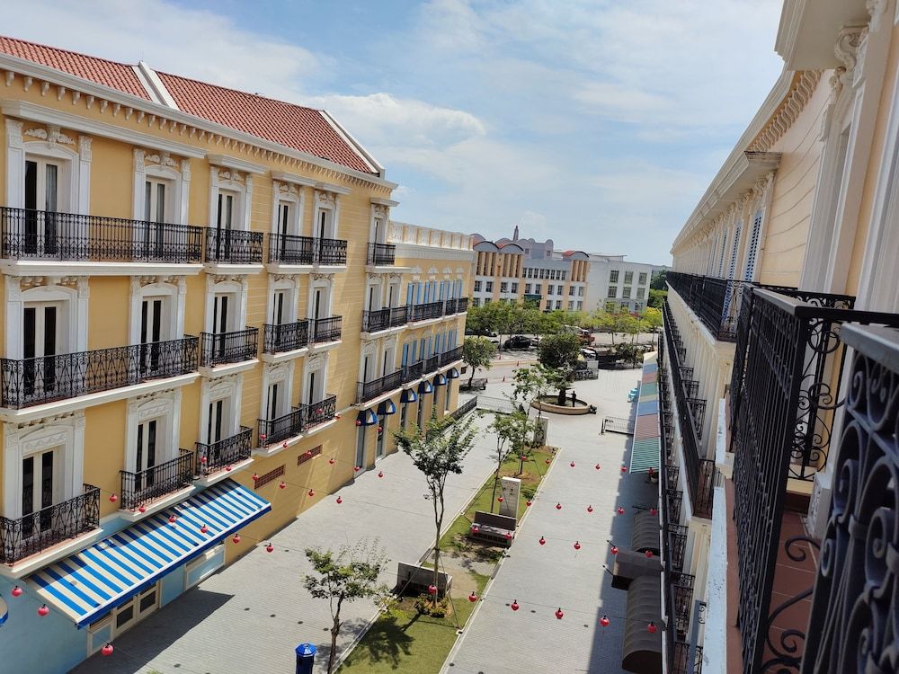 undefined Riviera Suites Melaka 4