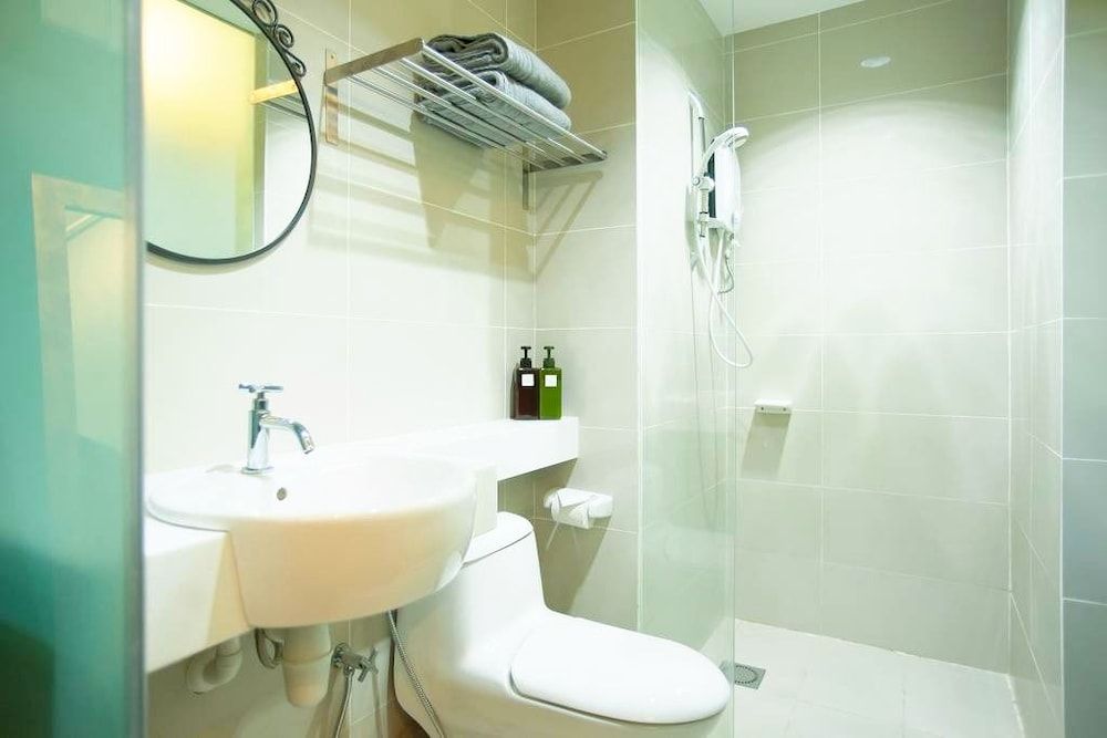 undefined KL101 Service Suite at The Scott Garden 7