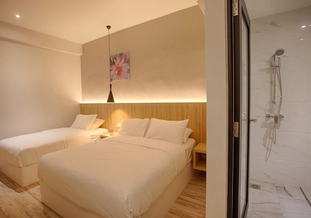 undefined The Marion Hotel 3