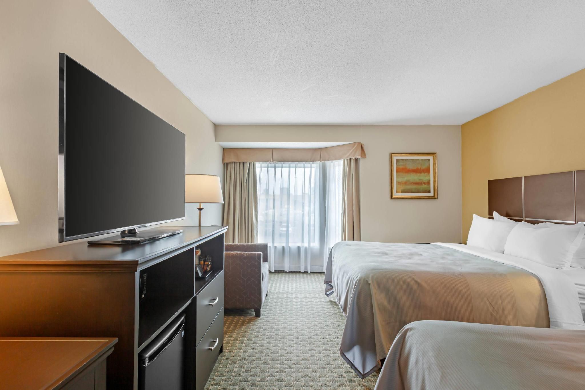 undefined Quality Inn & Suites 10