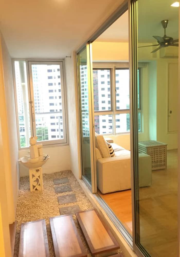 undefined Izen Kiara by SYNC 10