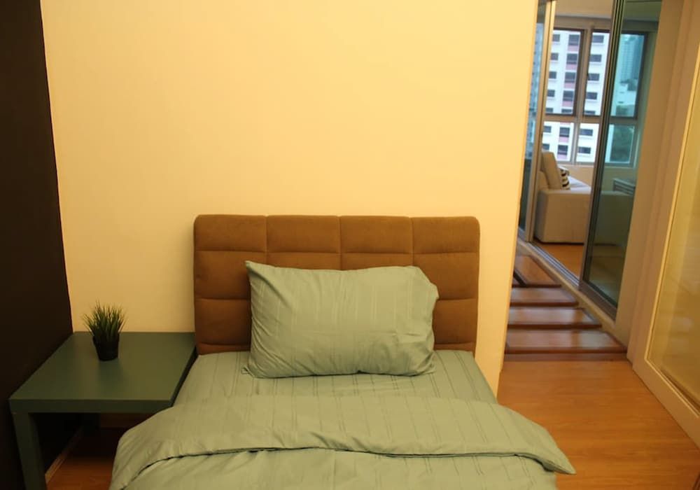 undefined Izen Kiara by SYNC 3