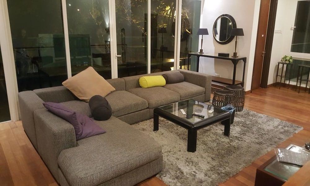 undefined La Maison 100 9