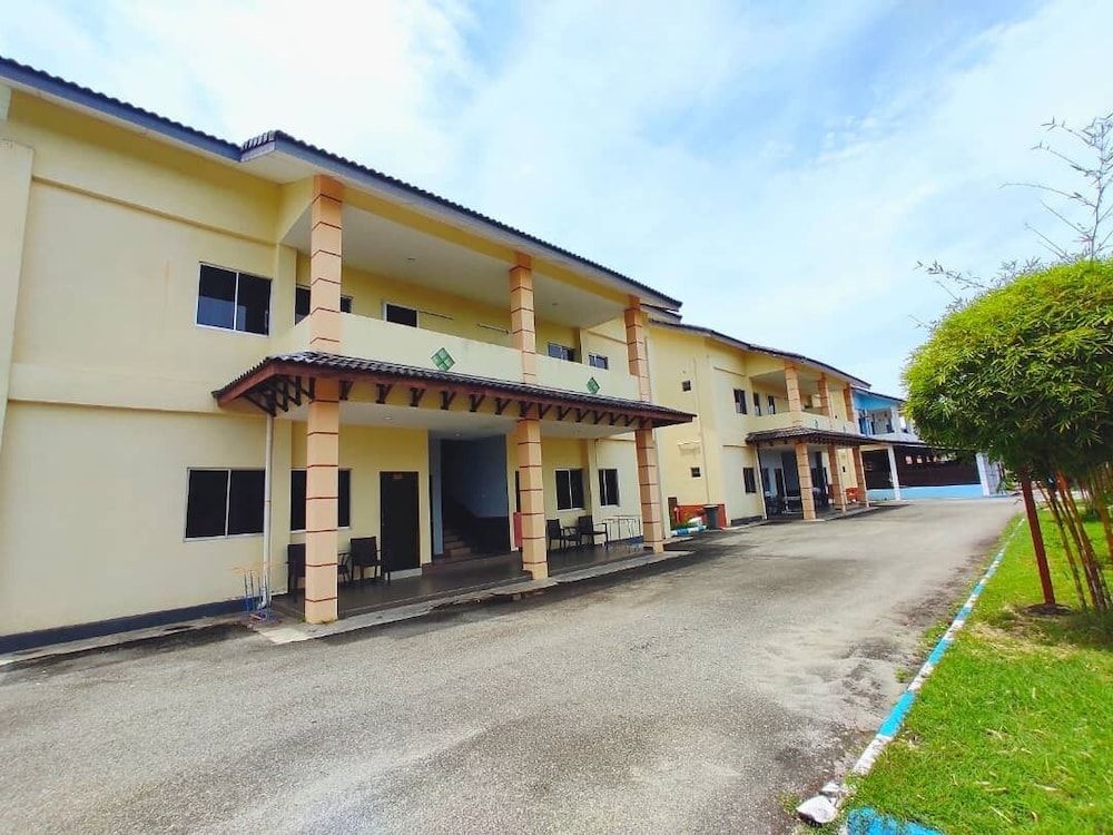 undefined Shell Out Cenang Beach Resort 6