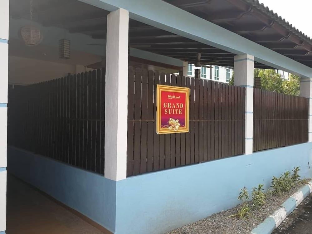 undefined Shell Out Cenang Beach Resort 9