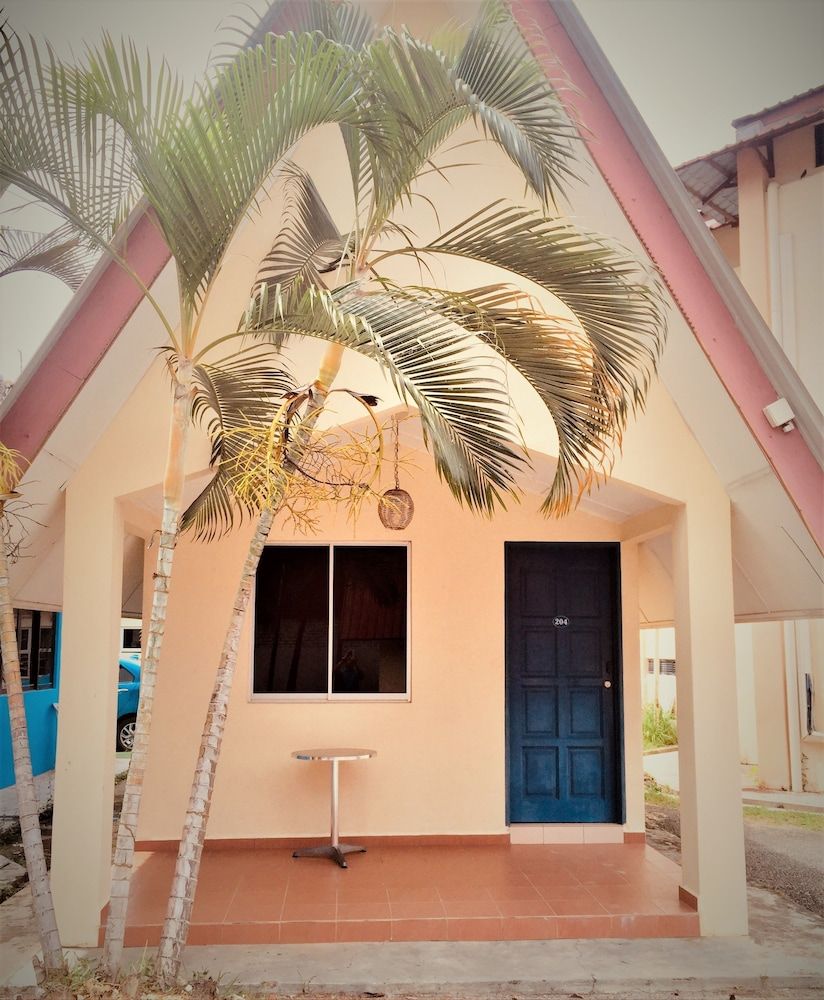 undefined Shell Out Cenang Beach Resort 4