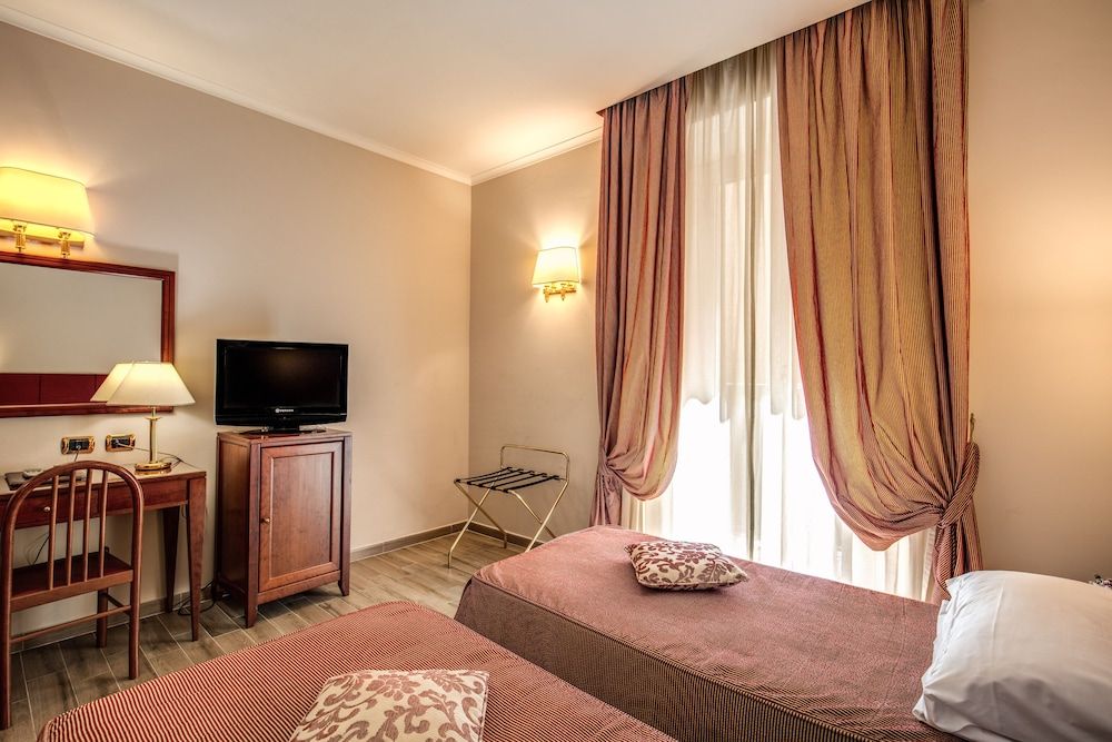 undefined Hotel Villafranca 2