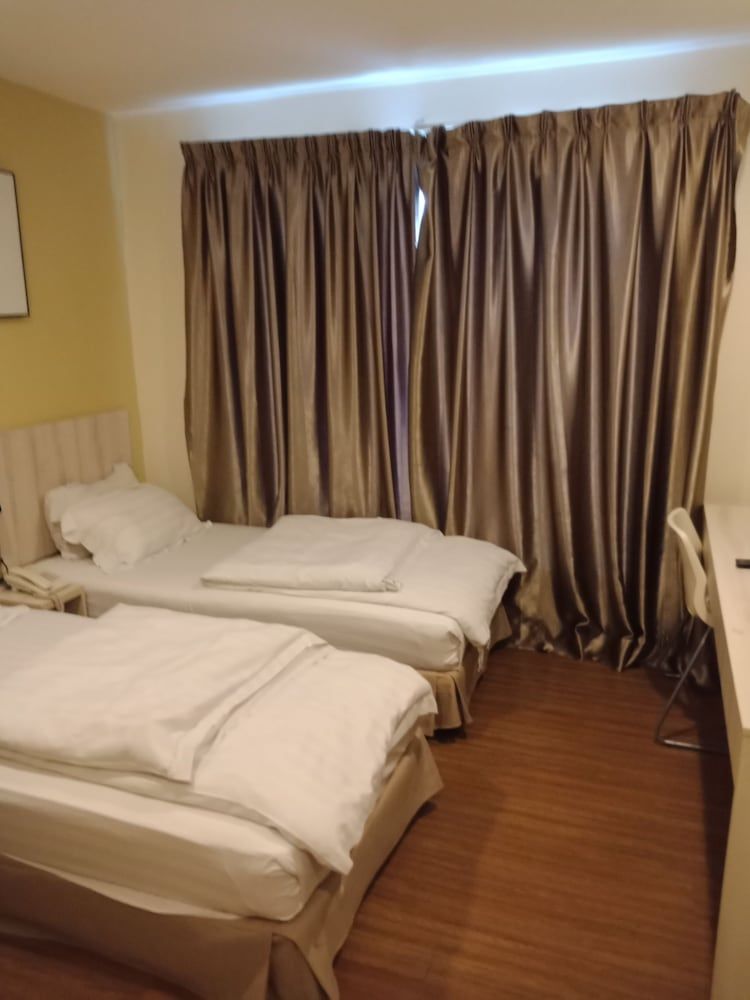 undefined Home Inn 1 Taman Segar 4