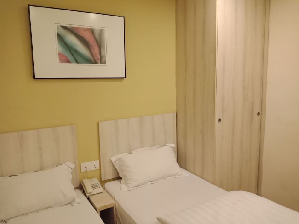 undefined Home Inn 1 Taman Segar 8