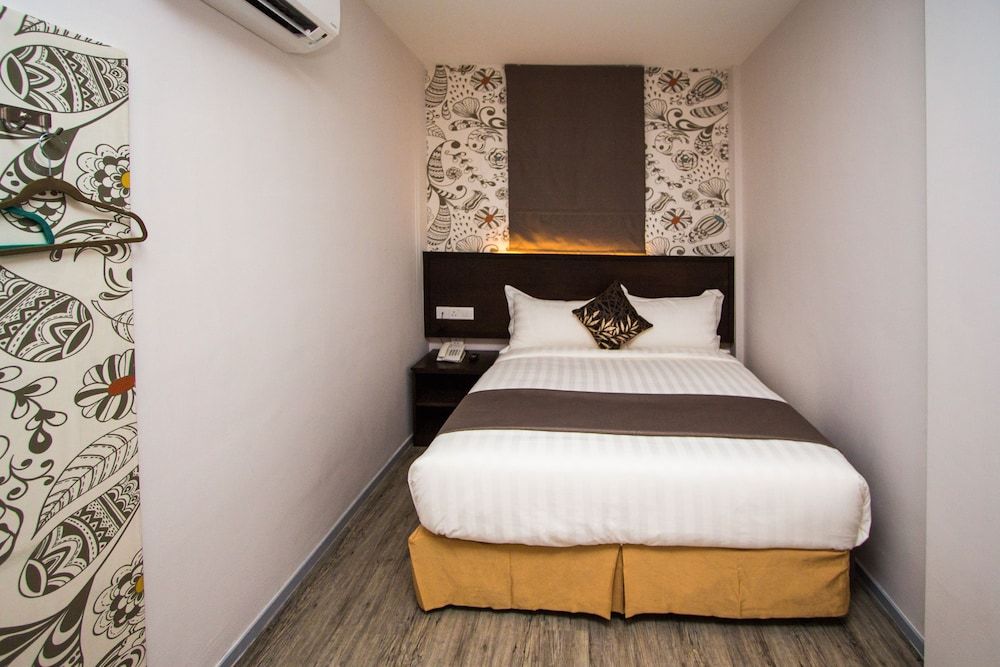 Deluxe Room (Superior, With Window)