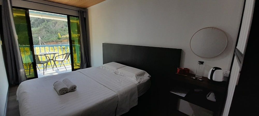 Wind Valley Farmstay Panoramic Double Room, 1 Double Bed 9