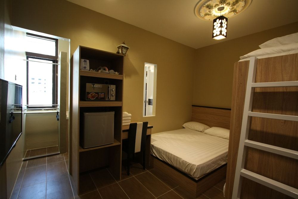 Shamrock Greenhill Standard Quadruple Room