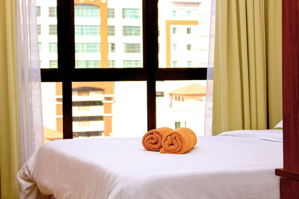 Apartment, 3 Bedrooms (City Waterfront View)