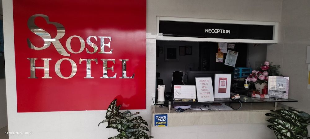 undefined S Rose Hotel 6