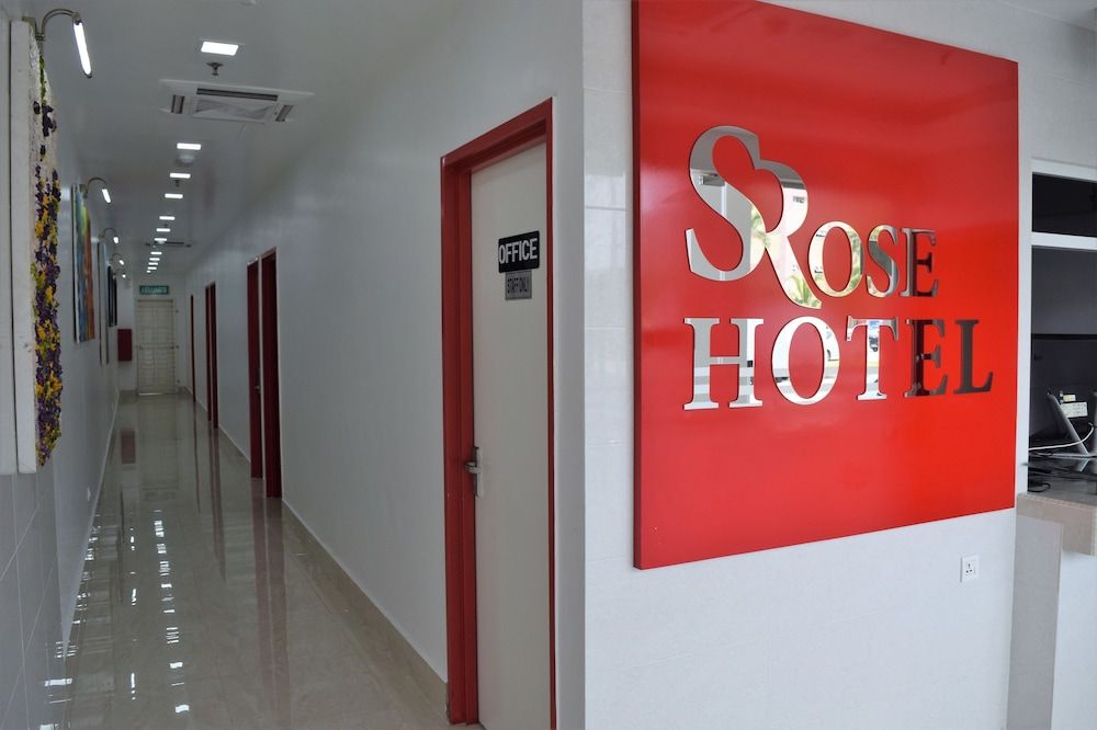 undefined S Rose Hotel 7