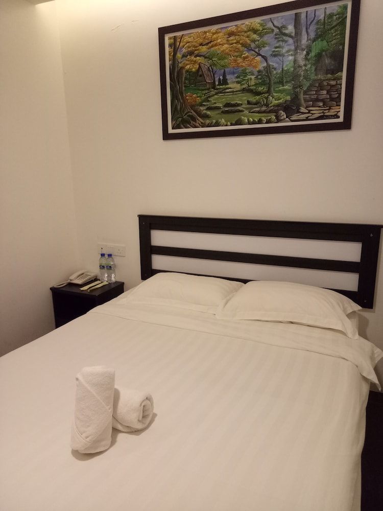 Hotel Sri Bernam Standard Queen 5