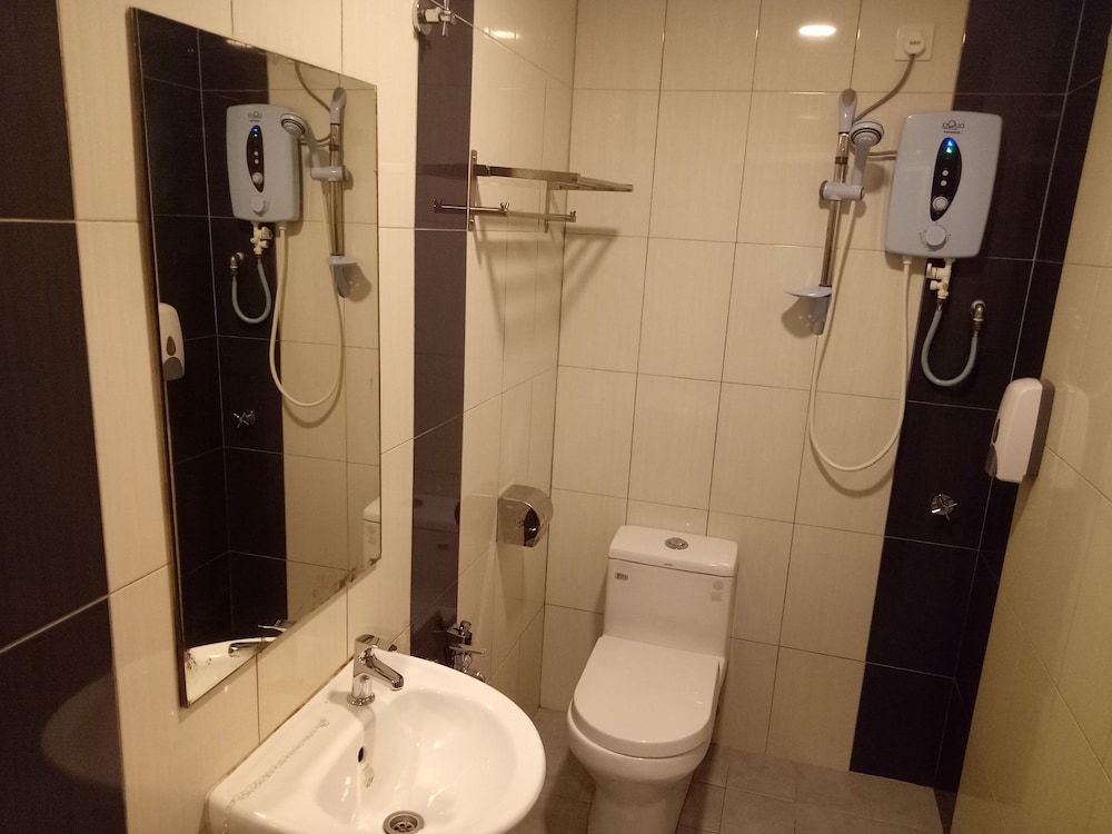 Hotel Sri Bernam Standard Queen 8