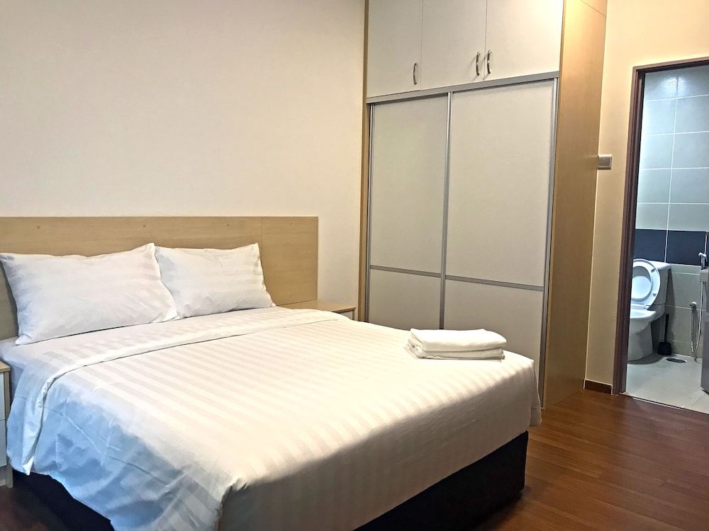 One Amerin Mall & Suites Apartment, 3 Bedrooms 3