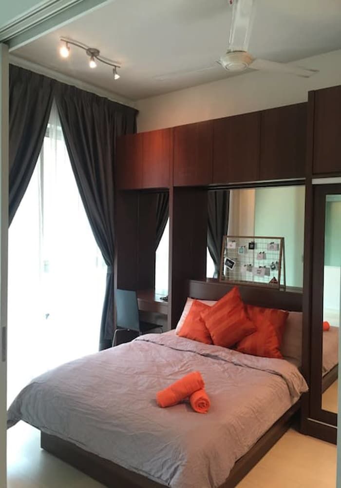 undefined Marc Residence B2906 by SYNC 2