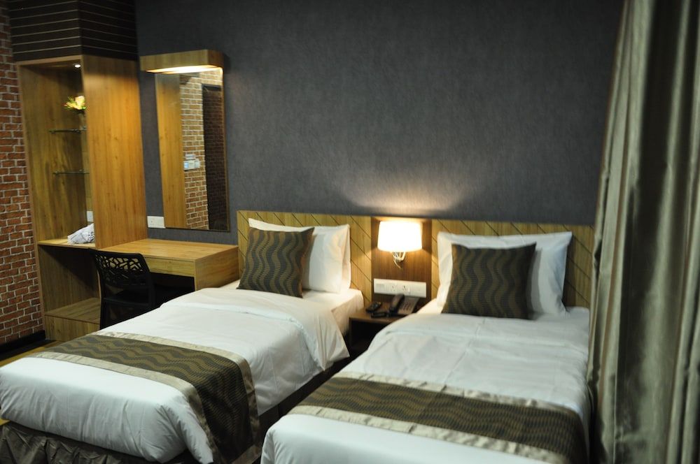 Valya Hotel - Kuala Terengganu Superior Twin With Window