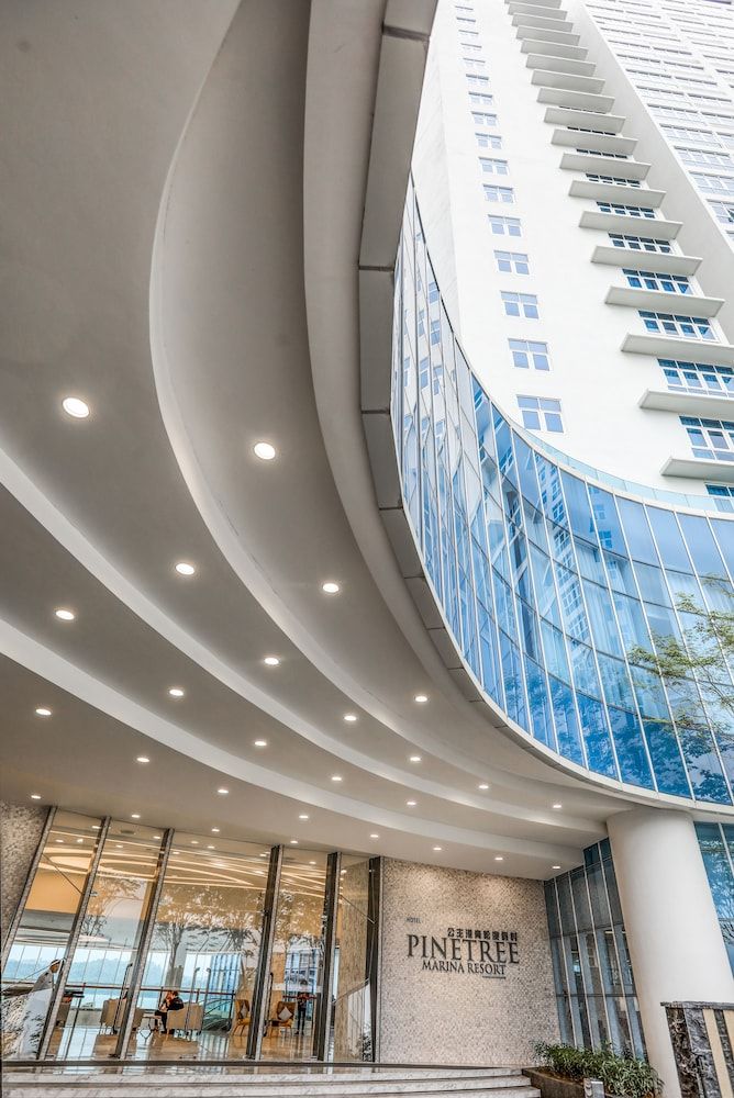 undefined Pinetree Marina Resort 3