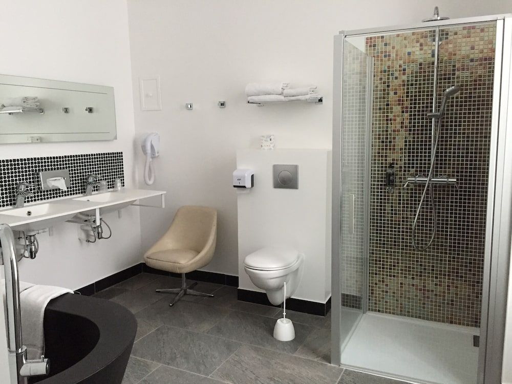 Le Grand Hotel Tours Junior Suite (Family) 11