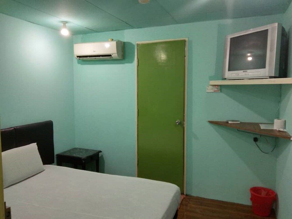 Petaling Street Hotel Chinatown Standard Room, 1 Queen Bed, No Windows 6