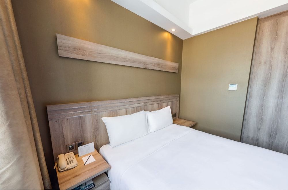 Cititel Express Penang Standard Room, 1 Queen Bed