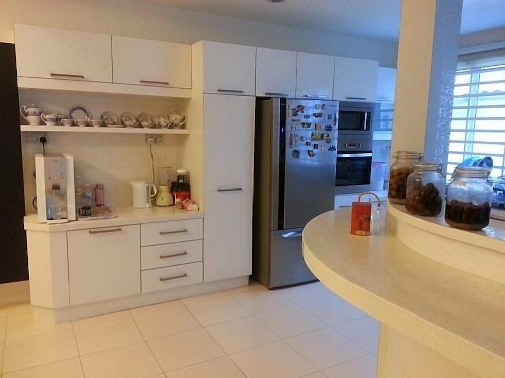 undefined Leissure in 6