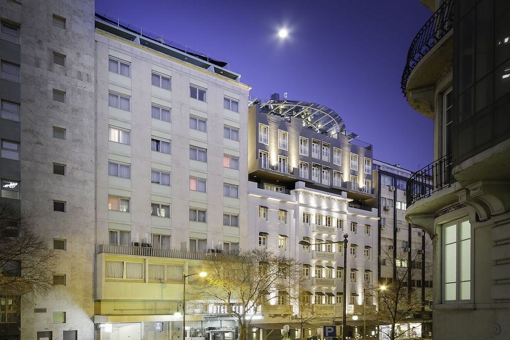 undefined Hotel Florida 4