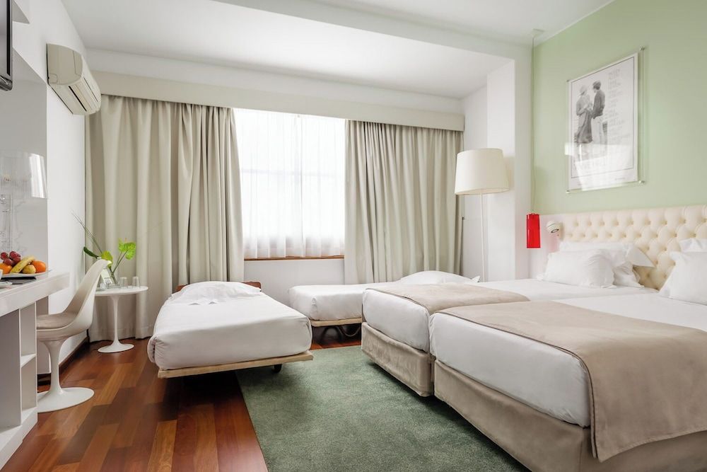 undefined Hotel Florida