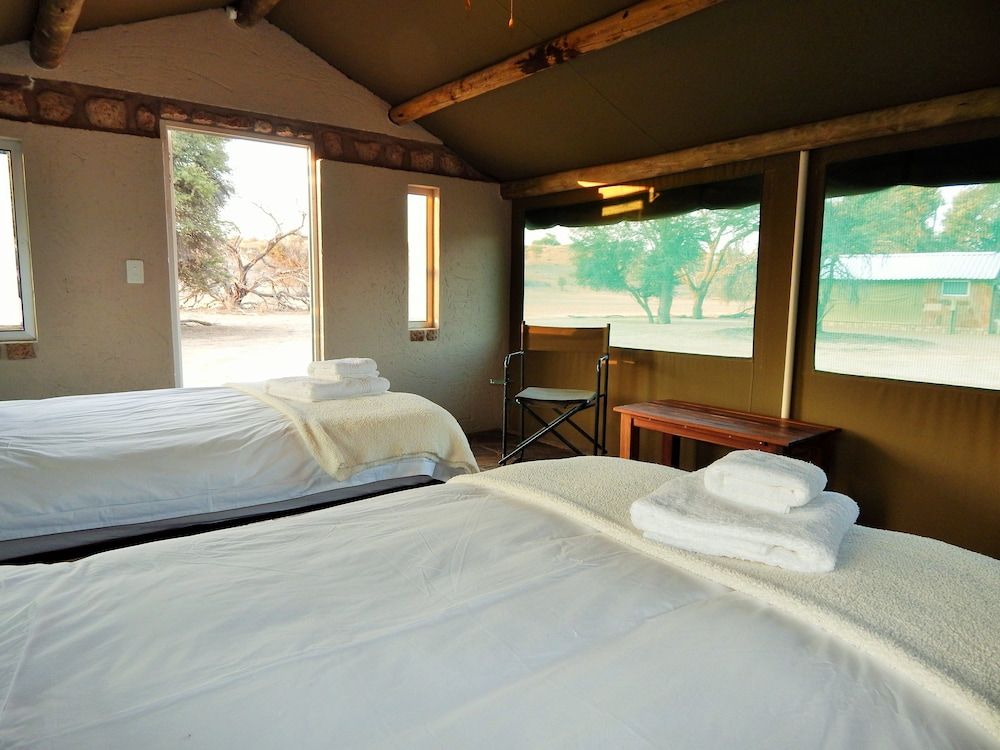Torgos Lodge Standard Twin Room (Tented Chalets)