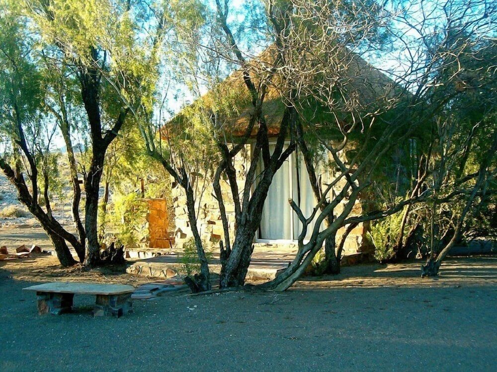 Tsauchab River Lodge Twin Chalet 3