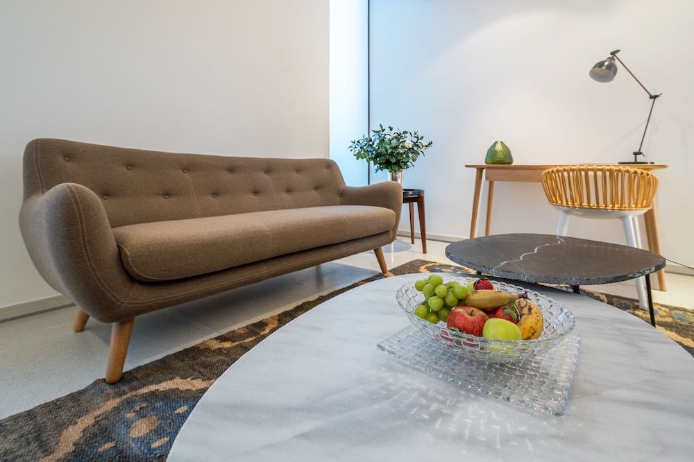 Livega House Executive Suite, 1 King Bed 4