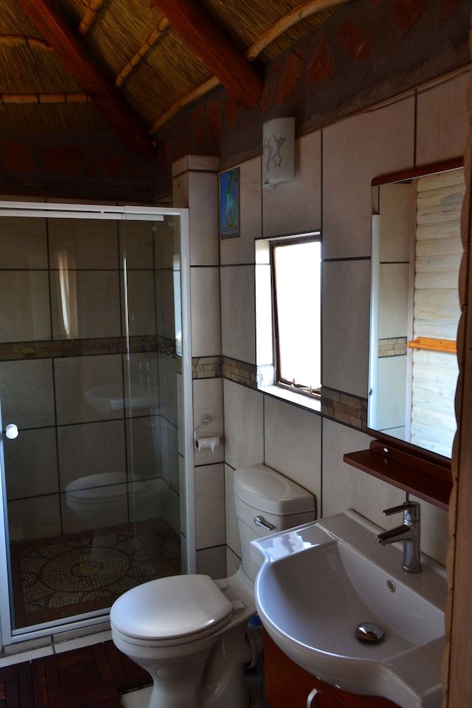 Namib's Valley Lodge Comfort Bungalow, 1 Bedroom 4