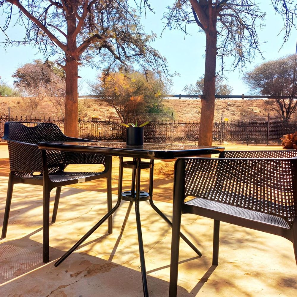 Kate's Nest Guesthouse Basic Shared Dormitory 4