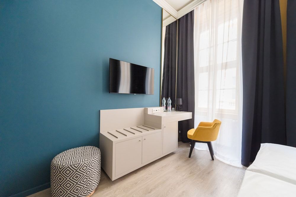 Alta Moda Fashion Hotel Deluxe Double or Twin Room 11